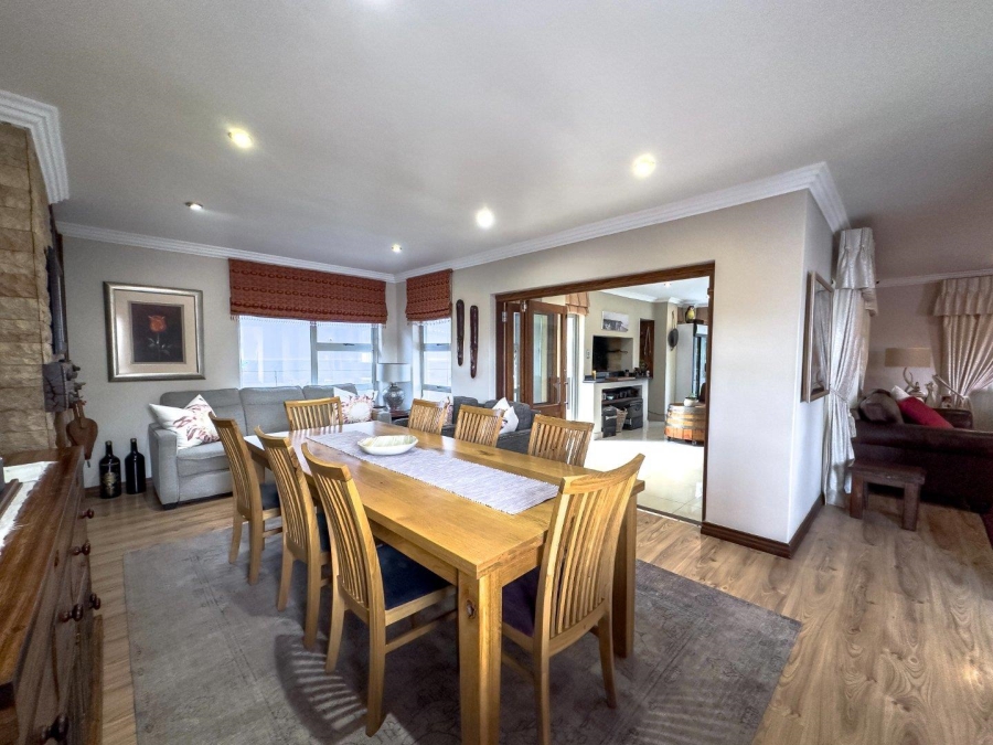To Let 3 Bedroom Property for Rent in Van Riebeeckshof Western Cape